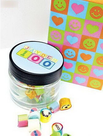 李嘉欣为爱子办百日宴 请柬设计为糖果