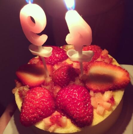 我美丽的乐观的热情的健康自信的，充满活力的大朋友